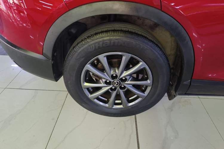 Used Mazda CX-4 2020 2.0L Automatic Two-Wheel Drive Blue Sky Dynamic Edition Right Rear Wheel Hub