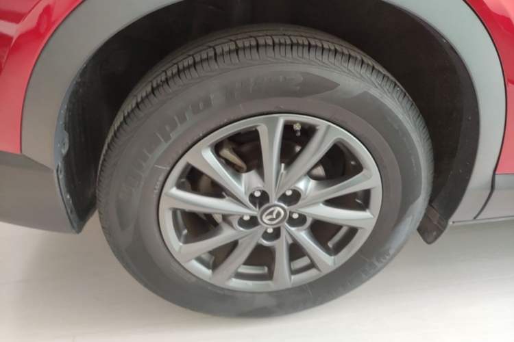 Used Mazda CX-4 2020 2.0L Automatic Two-Wheel Drive Blue Sky Dynamic Edition Right Rear Wheel Hub