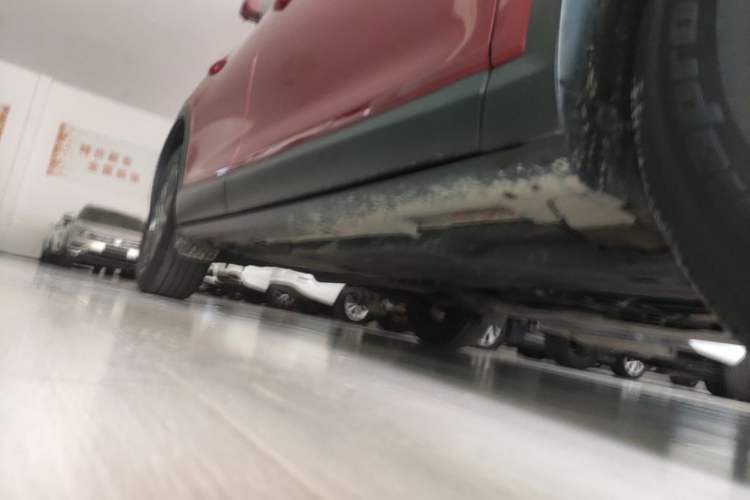 Used Mazda CX-4 2020 2.0L Automatic Two-Wheel Drive Blue Sky Dynamic Edition Right Side Sill