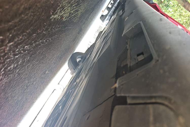 Used Mazda CX-4 2020 2.0L Automatic Two-Wheel Drive Blue Sky Dynamic Edition Right Side Sill