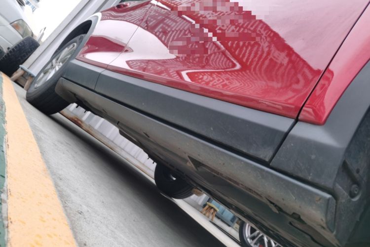 Used Mazda CX-4 2020 2.0L Automatic Two-Wheel Drive Blue Sky Luxury Edition Right Side Sill