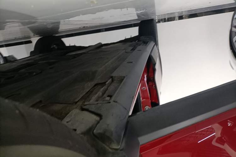 Used Mazda CX-4 2020 2.0L Automatic Two-Wheel Drive Blue Sky Luxury Edition Right Side Sill