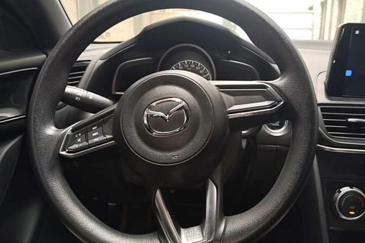 Used Mazda CX-4 2020 2.0L Automatic Two-Wheel Drive Blue Sky Dynamic Edition Steering Wheel