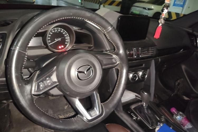 Used Mazda CX-4 2020 2.0L Automatic Two-Wheel Drive Blue Sky Exploration Edition Steering Wheel