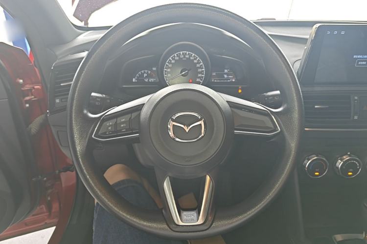 Used Mazda CX-4 2020 2.0L Automatic Two-Wheel Drive Blue Sky Dynamic Edition Steering Wheel