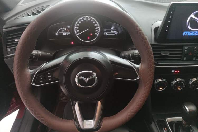 Used Mazda CX-4 2020 2.0L Automatic Two-Wheel Drive Blue Sky Dynamic Edition Steering Wheel