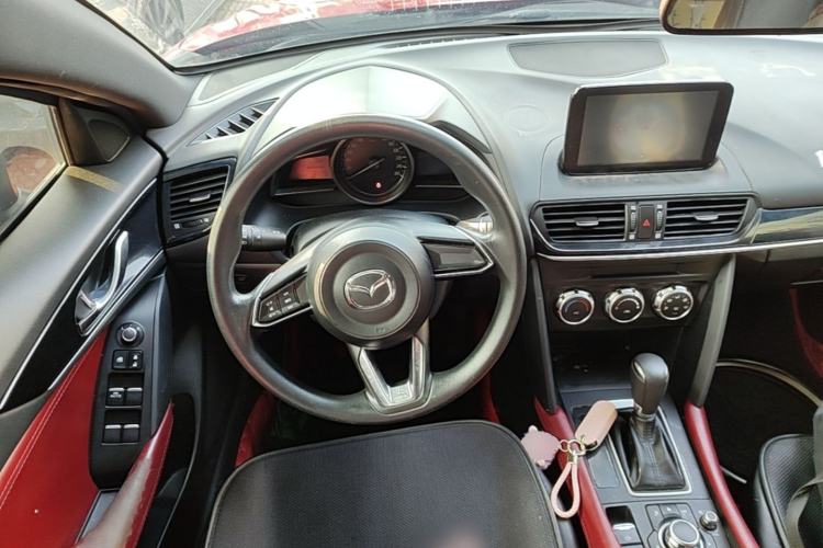 Used Mazda CX-4 2020 2.0L Automatic Two-Wheel Drive Blue Sky Dynamic Edition Steering Wheel