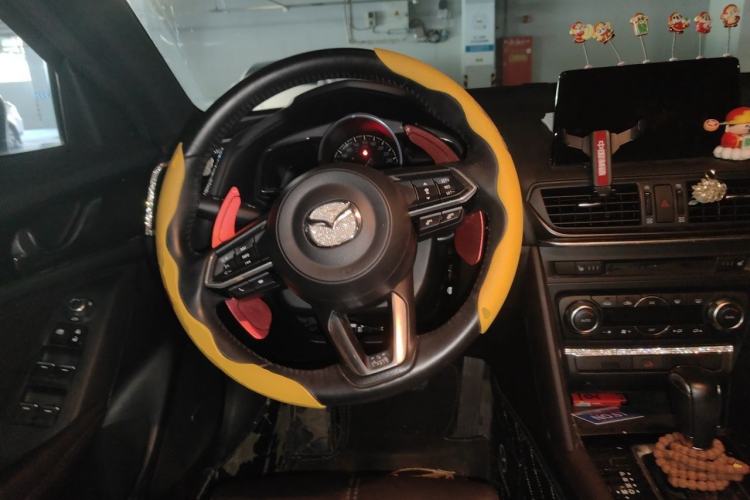 Used Mazda CX-4 2020 2.5L Automatic All-Wheel Drive Blue Sky Fearless Edition Steering Wheel