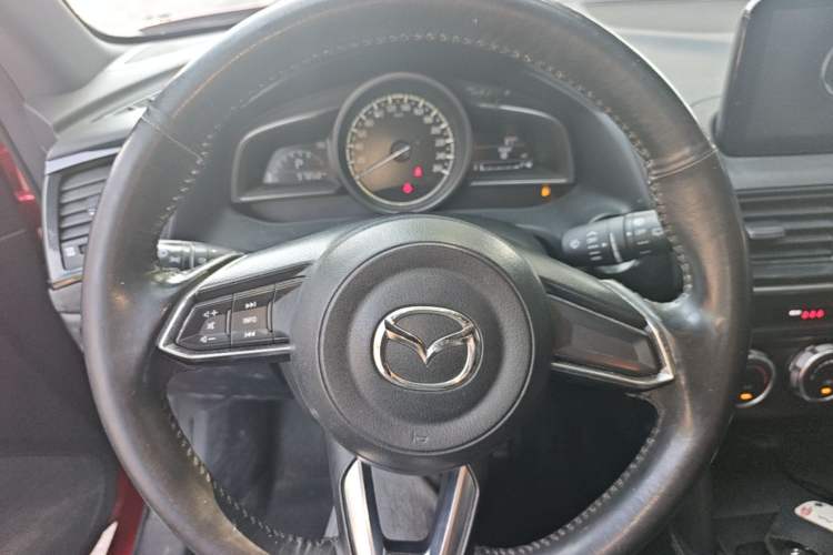Used Mazda CX-4 2020 2.0L Automatic Two-Wheel Drive Blue Sky Dynamic Edition Steering Wheel