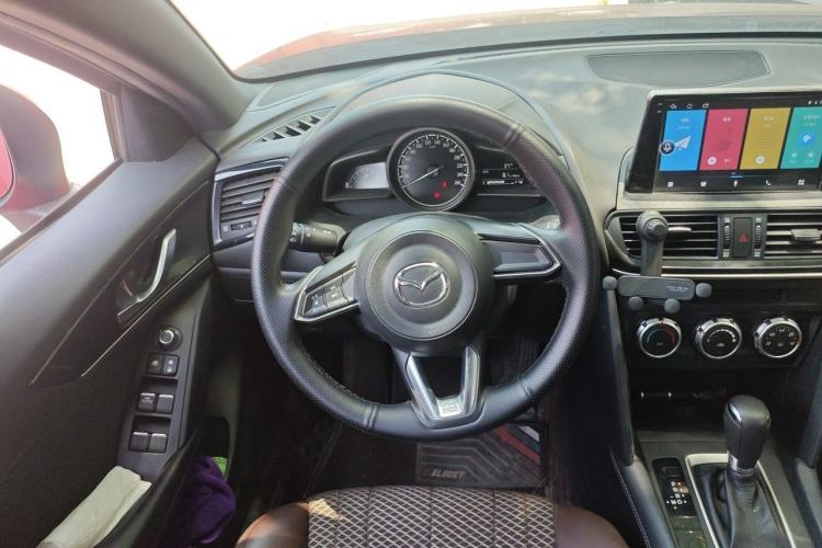 Used Mazda CX-4 2020 2.0L Automatic Two-Wheel Drive Blue Sky Dynamic Edition Steering Wheel
