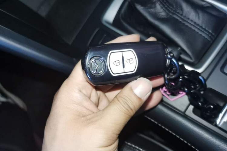 Used Mazda CX-4 2020 2.0L Automatic Two-Wheel Drive Blue Sky Dynamic Edition Vehicle Key