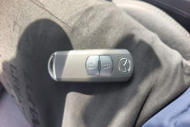 Used Mazda CX-4 2020 2.0L Automatic Two-Wheel Drive Blue Sky Dynamic Edition Vehicle Key
