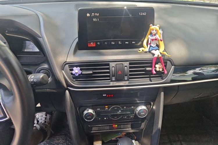 Used Mazda CX-4 2020 2.0L Automatic Two-Wheel Drive Blue Sky Exploration Edition Audio And AC Panel