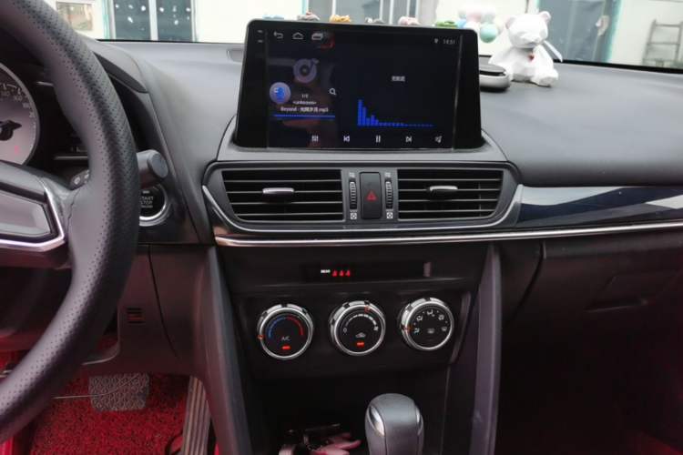 Used Mazda CX-4 2020 2.0L Automatic Two-Wheel Drive Blue Sky Dynamic Edition Audio And AC Panel