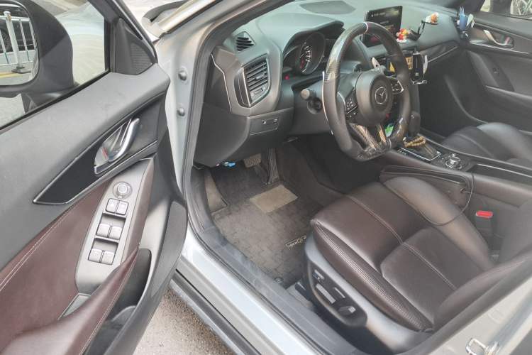 Used Mazda CX-4 2020 2.5L Automatic 2WD Sky-Drive Fun Edition Driver Seat