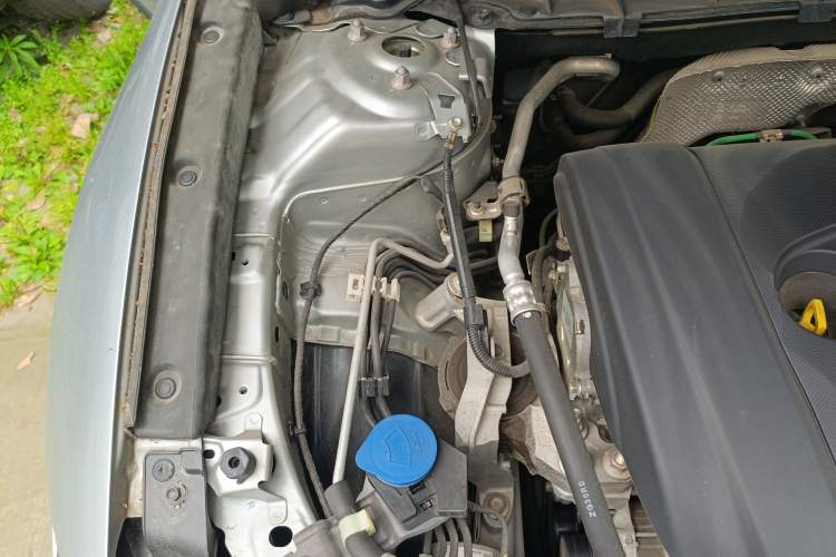 Used Mazda CX-4 2020 2.0L Automatic Two-Wheel Drive Blue Sky Luxury Edition Engine Bay Right