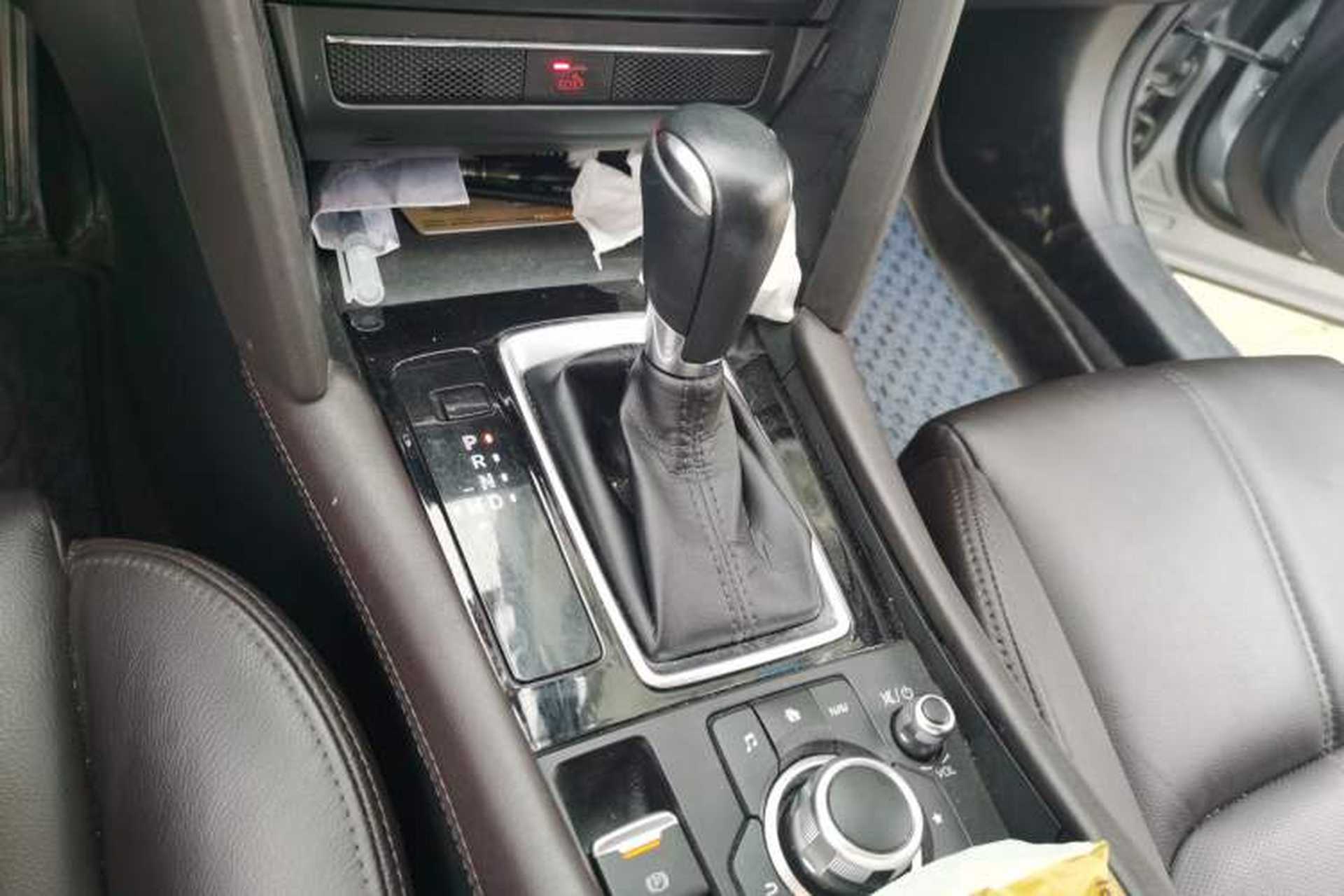 Used Mazda CX-4 2020 2.0L Automatic Two-Wheel Drive Blue Sky Luxury Edition Gear Lever