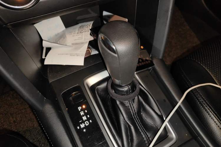 Used Mazda CX-4 2020 2.0L Automatic Two-Wheel Drive Blue Sky Dynamic Edition Gear Lever