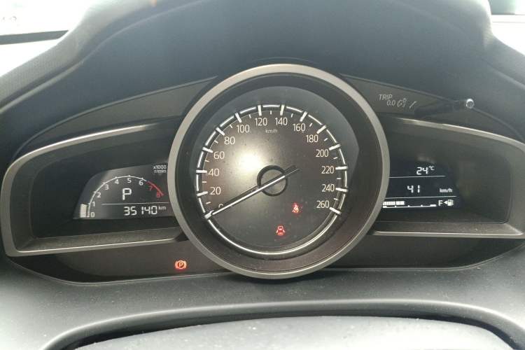 Used Mazda CX-4 2020 2.0L Automatic Two-Wheel Drive Blue Sky Luxury Edition Instrument Cluster