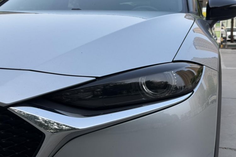 Used Mazda CX-4 2020 2.0L Automatic Two-Wheel Drive Blue Sky Luxury Edition Left Front Headlight