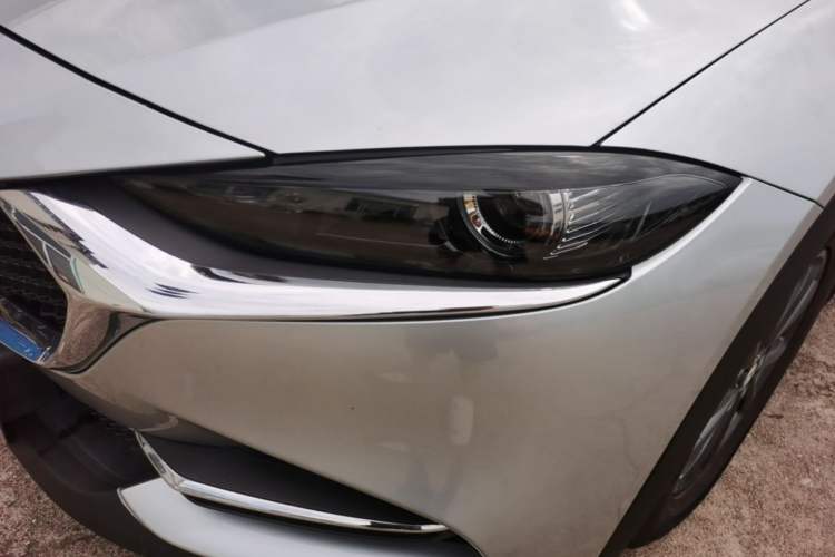 Used Mazda CX-4 2020 2.0L Automatic Two-Wheel Drive Blue Sky Dynamic Edition Left Front Headlight