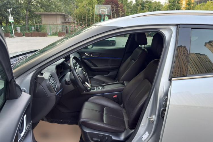 Used Mazda CX-4 2020 2.0L Automatic Two-Wheel Drive Blue Sky Luxury Edition Left Front Seat