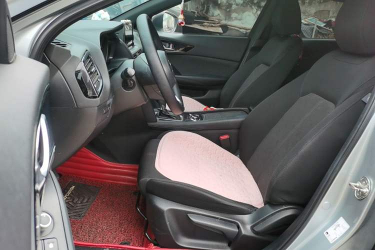 Used Mazda CX-4 2020 2.0L Automatic Two-Wheel Drive Blue Sky Dynamic Edition Left Front Seat