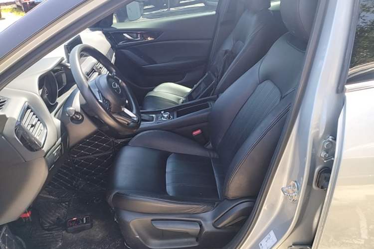 Used Mazda CX-4 2020 2.0L Automatic Two-Wheel Drive Blue Sky Exploration Edition Left Front Seat