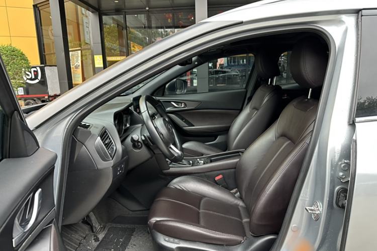 Used Mazda CX-4 2020 2.0L Automatic Two-Wheel Drive Blue Sky Leading Edition Left Front Seat