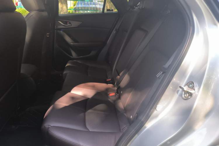 Used Mazda CX-4 2020 2.0L Automatic Two-Wheel Drive Blue Sky Luxury Edition Left Rear Seat