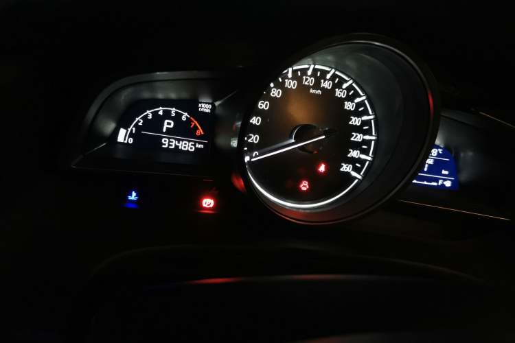Used Mazda CX-4 2020 2.0L Automatic Two-Wheel Drive Blue Sky Exploration Edition Odometer Close Up