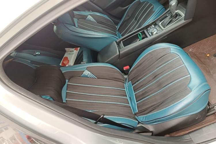 Used Mazda CX-4 2020 2.0L Automatic Two-Wheel Drive Blue Sky Dynamic Edition Right Front Seat