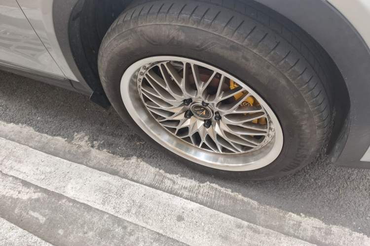 Used Mazda CX-4 2020 2.5L Automatic 2WD Sky-Drive Fun Edition Right Front Wheel Hub