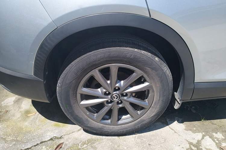 Used Mazda CX-4 2020 2.0L Automatic Two-Wheel Drive Blue Sky Exploration Edition Right Rear Wheel Hub