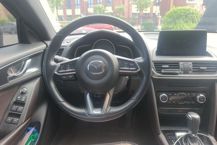 Used Mazda CX-4 2020 2.0L Automatic Two-Wheel Drive Blue Sky Luxury Edition Steering Wheel