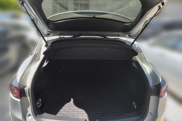 Used Mazda CX-4 2020 2.0L Automatic Two-Wheel Drive Blue Sky Luxury Edition Trunk
