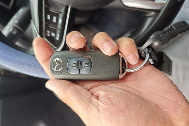Used Mazda CX-4 2020 2.0L Automatic Two-Wheel Drive Blue Sky Dynamic Edition Vehicle Key