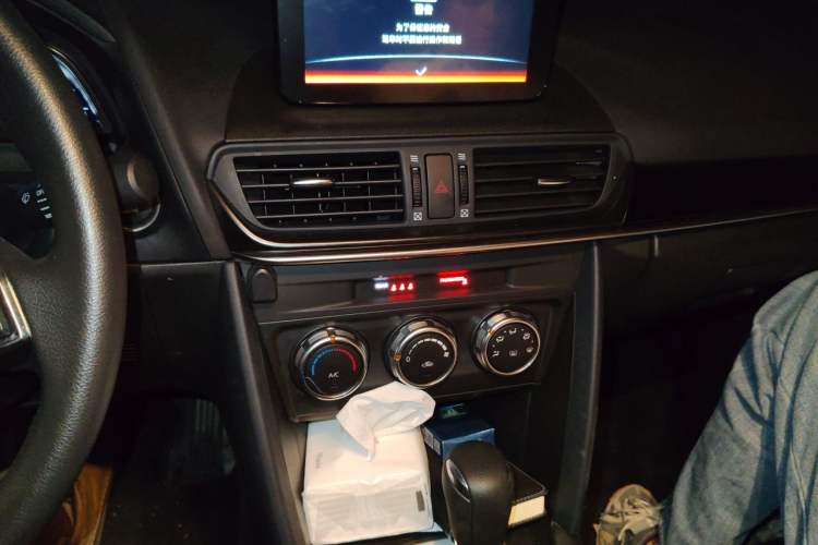Used Mazda CX-4 2020 2.0L Automatic Two-Wheel Drive Blue Sky Dynamic Edition Audio And AC Panel