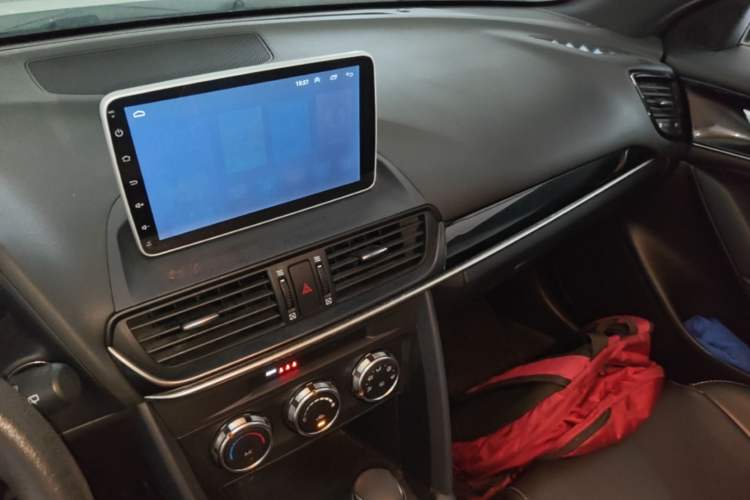 Used Mazda CX-4 2020 2.0L Automatic Two-Wheel Drive Blue Sky Exploration Edition Audio And AC Panel