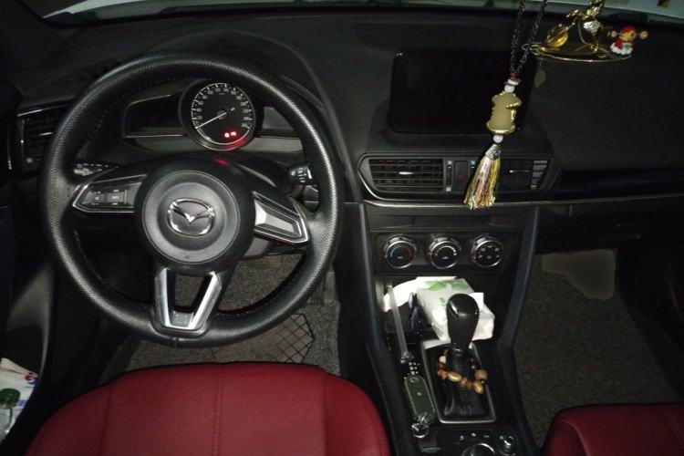 Used Mazda CX-4 2020 2.0L Automatic Two-Wheel Drive Blue Sky Exploration Edition Center Console
