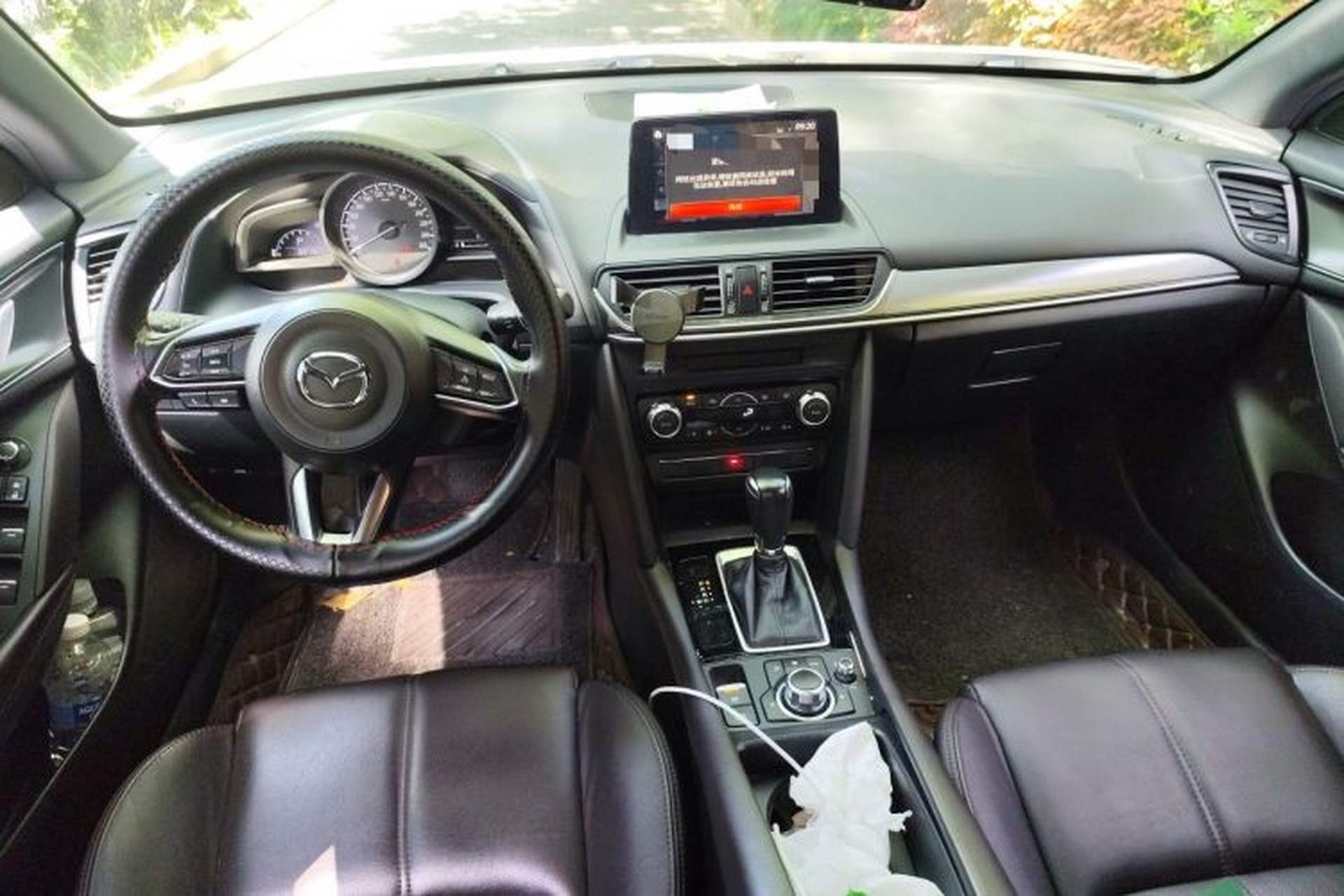 Used Mazda CX-4 2020 2.0L Automatic Two-Wheel Drive Blue Sky Luxury Edition Center Console