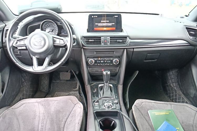 Used Mazda CX-4 2020 2.5L Automatic 2WD Sky-Drive Fun Edition Center Console