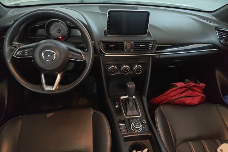 Used Mazda CX-4 2020 2.0L Automatic Two-Wheel Drive Blue Sky Exploration Edition Center Console
