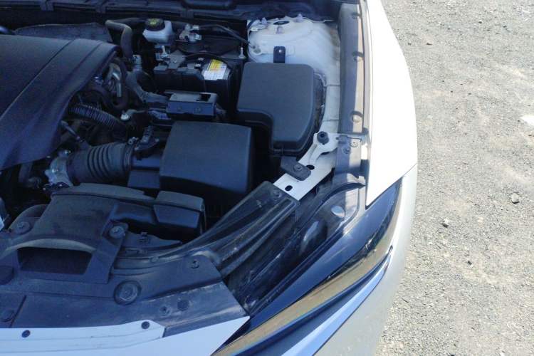 Used Mazda CX-4 2020 2.0L Automatic Two-Wheel Drive Blue Sky Dynamic Edition Engine Bay Left