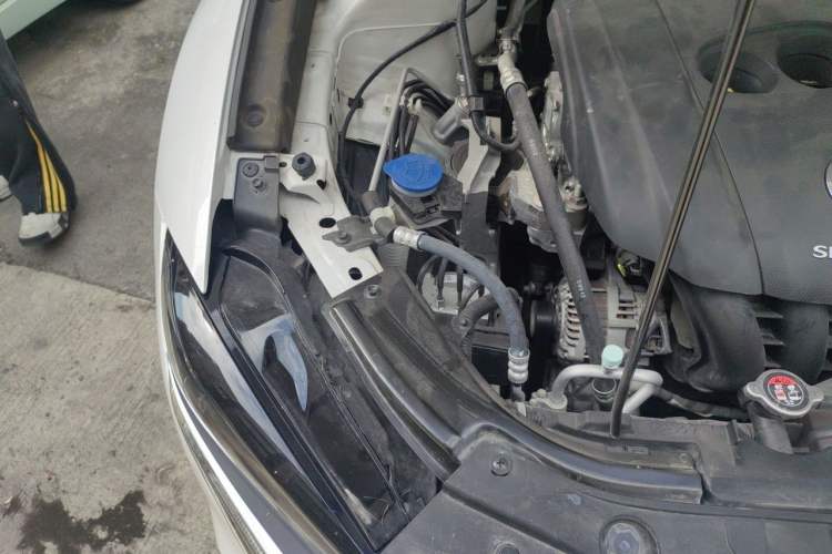 Used Mazda CX-4 2020 2.0L Automatic Two-Wheel Drive Blue Sky Exploration Edition Engine Bay Right