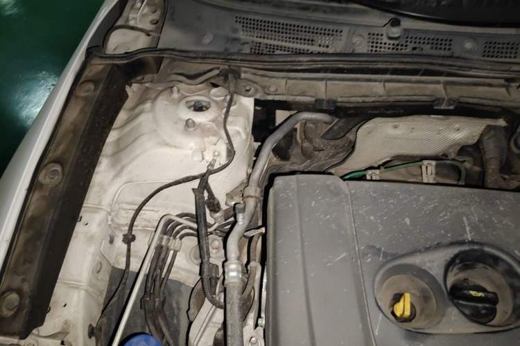 Used Mazda CX-4 2020 2.0L Automatic Two-Wheel Drive Blue Sky Dynamic Edition Engine Bay Right