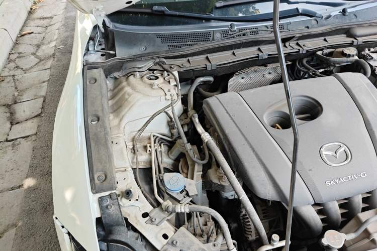 Used Mazda CX-4 2020 2.0L Automatic Two-Wheel Drive Blue Sky Luxury Edition Engine Bay Right