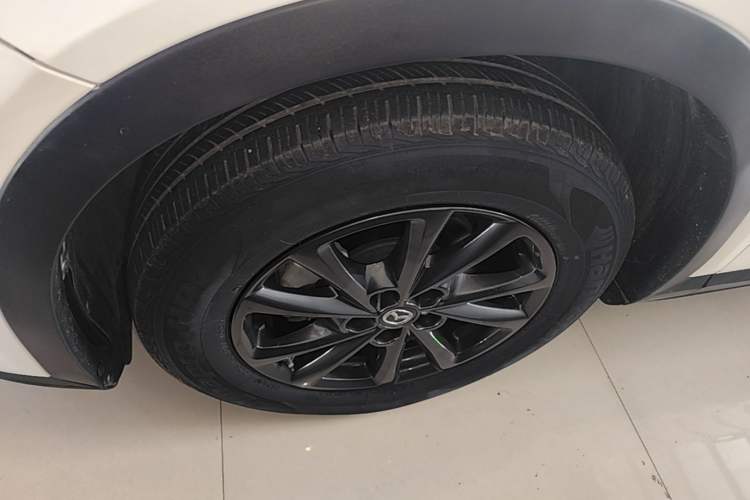 Used Mazda CX-4 2020 2.0L Automatic Two-Wheel Drive Blue Sky Luxury Edition Exterior 4