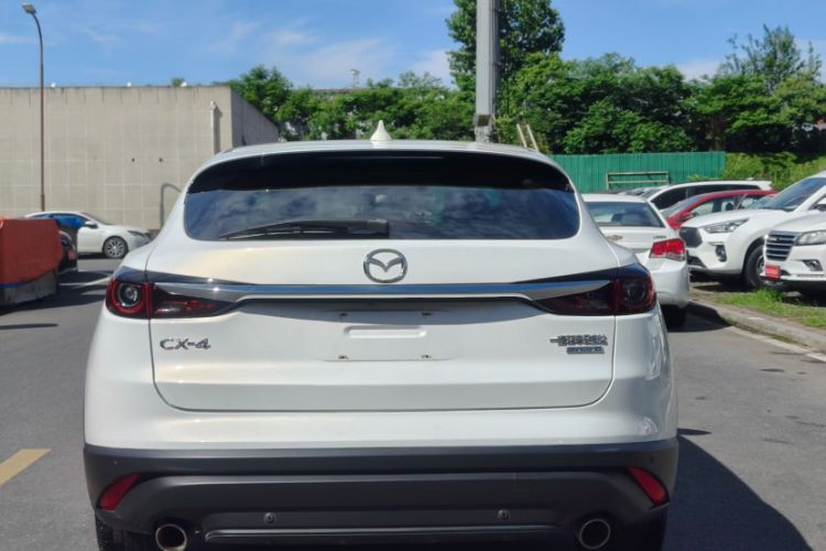 Used Mazda CX-4 2020 2.0L Automatic Two-Wheel Drive Blue Sky Dynamic Edition Exterior 4