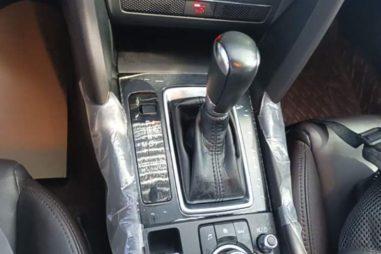 Used Mazda CX-4 2020 2.5L Automatic 2WD Sky-Drive Fun Edition Gear Lever